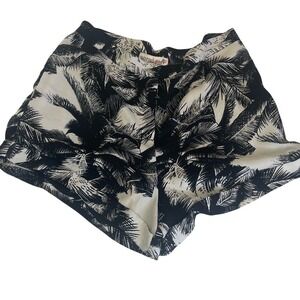 So Rad by A TV Floral Palm Leaf Tropical Shorts Women's Black White Casual Sz L
